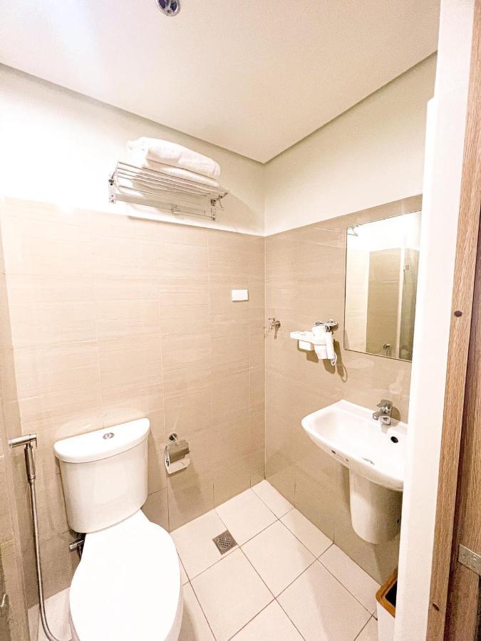 Steff's 1291 @ Shore 2 Pasay Apartment Manila